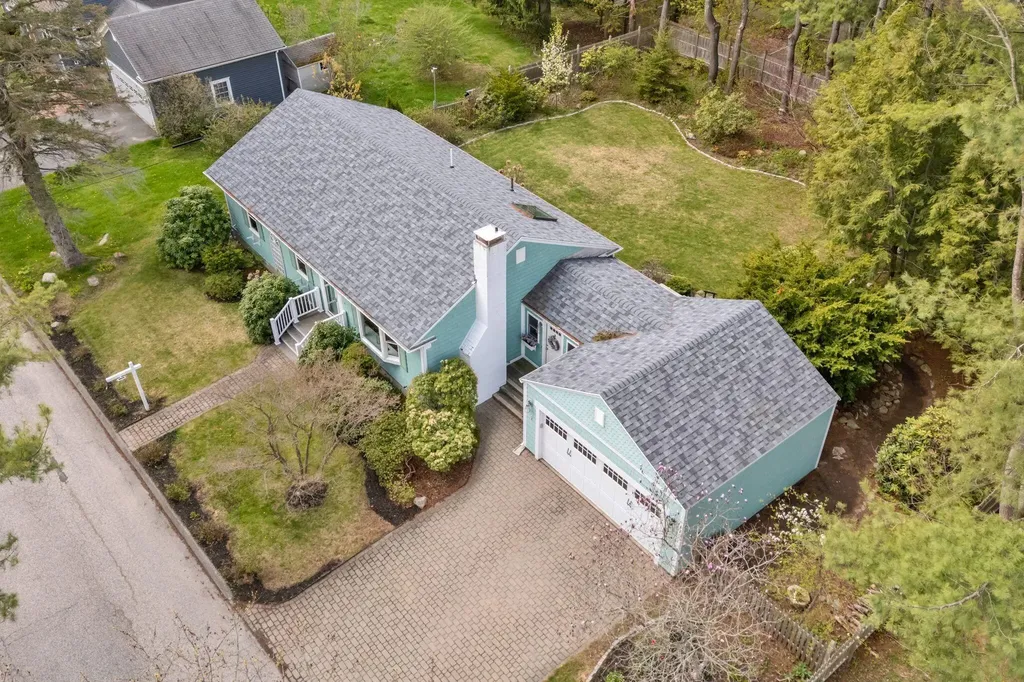 3 Whitney Road Falmouth ME 04105