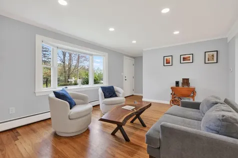 3 Whitney Road Falmouth ME 04105