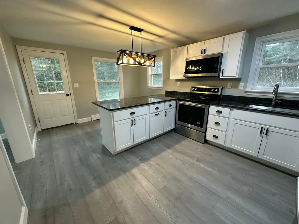 95 Thurrell Road South Berwick ME 03908