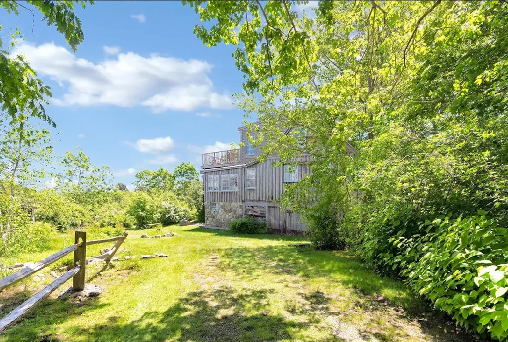 41 Circuit Road York ME 03902