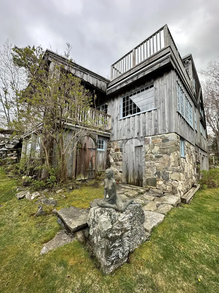 41 Circuit Road York ME 03902