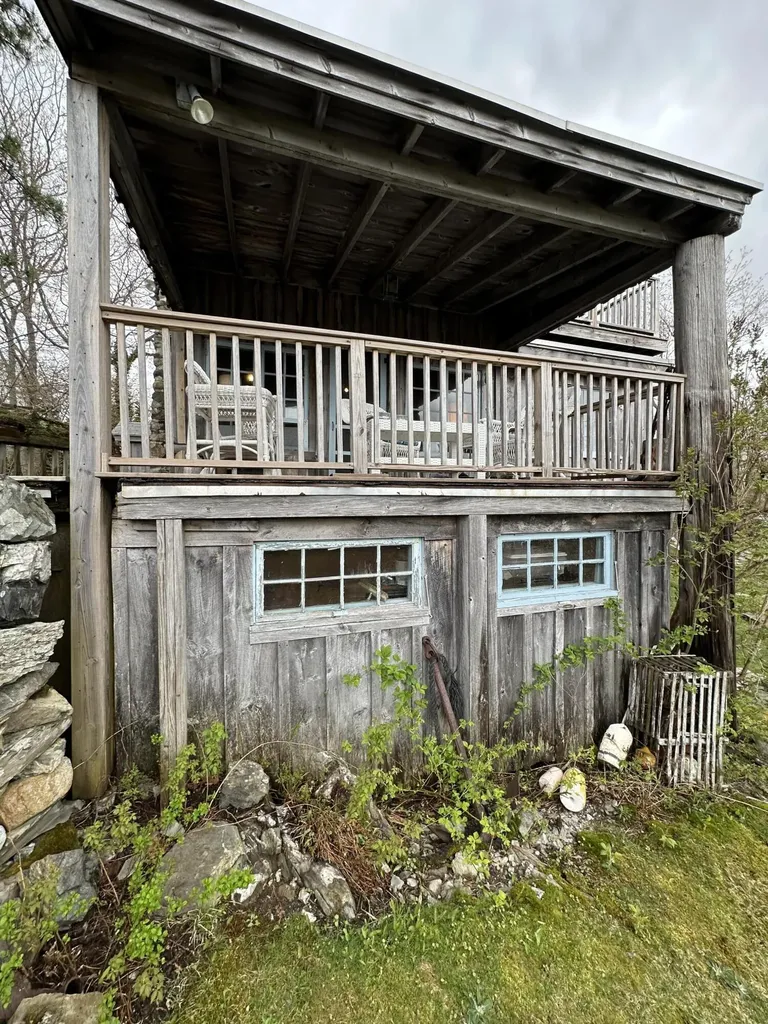 41 Circuit Road York ME 03902