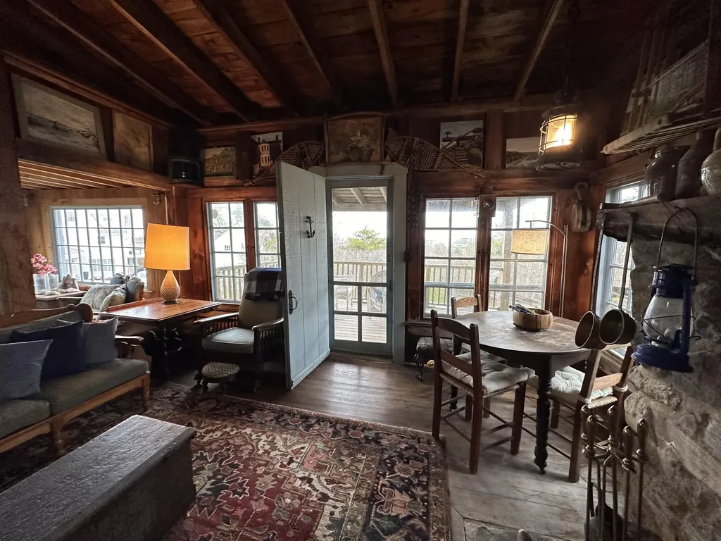 41 Circuit Road York ME 03902