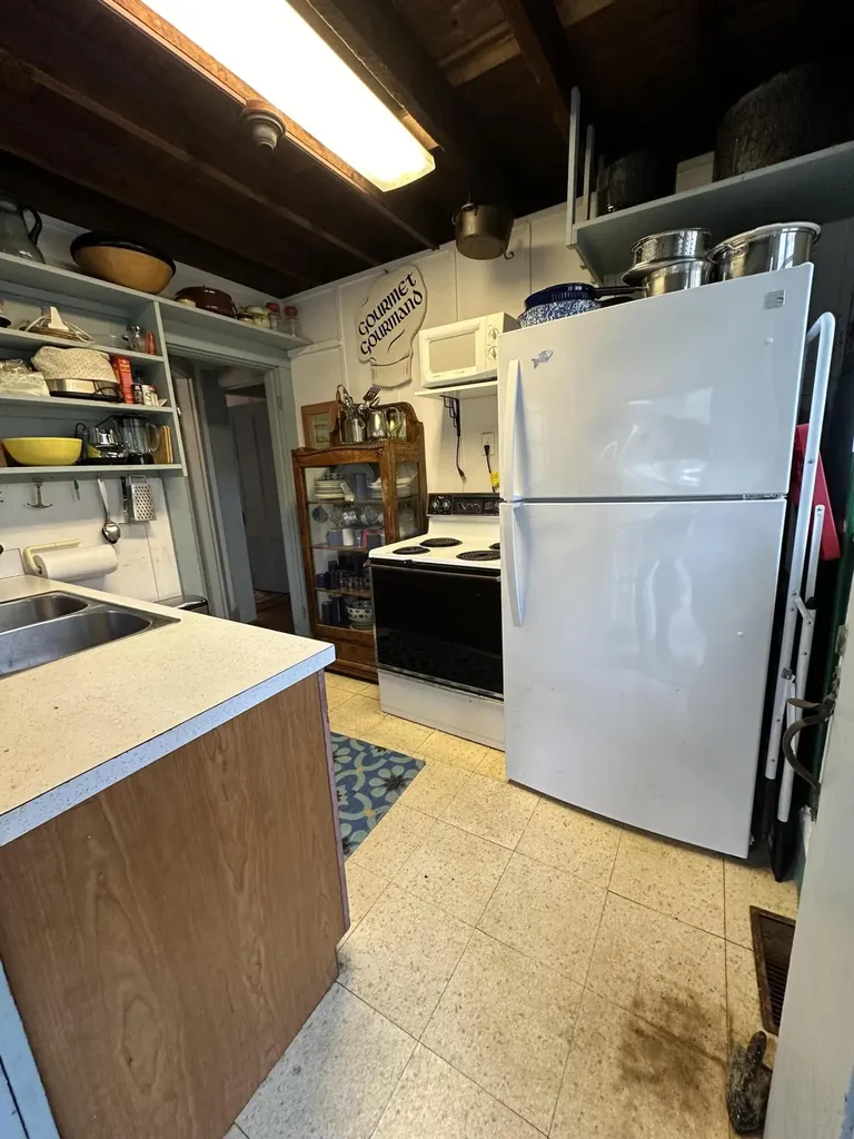 41 Circuit Road York ME 03902