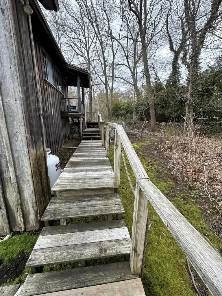 41 Circuit Road York ME 03902
