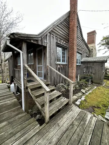 41 Circuit Road York ME 03902