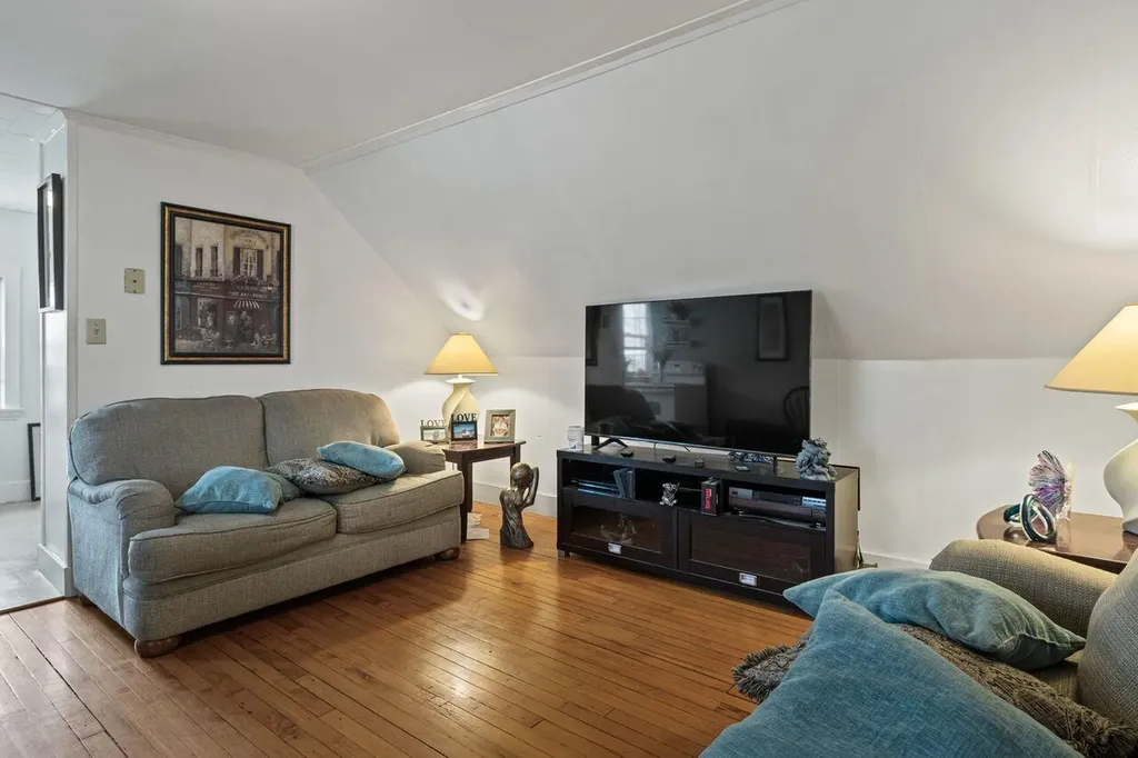 438-440 St. John Street Portland ME 04102