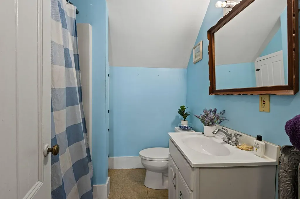 438-440 St. John Street Portland ME 04102