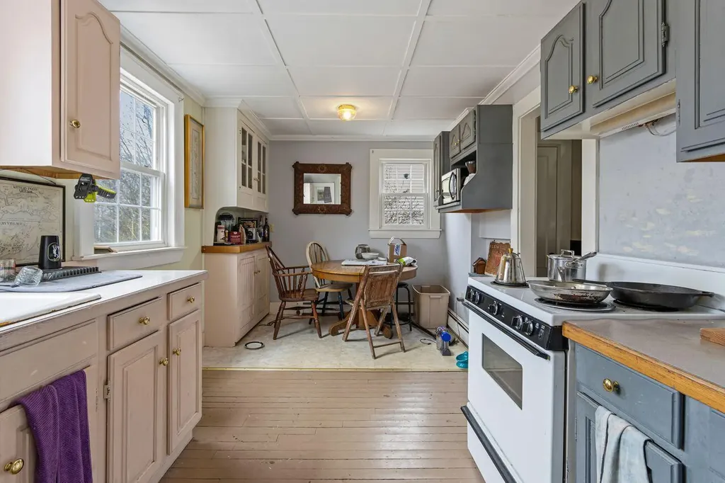 438-440 St. John Street Portland ME 04102