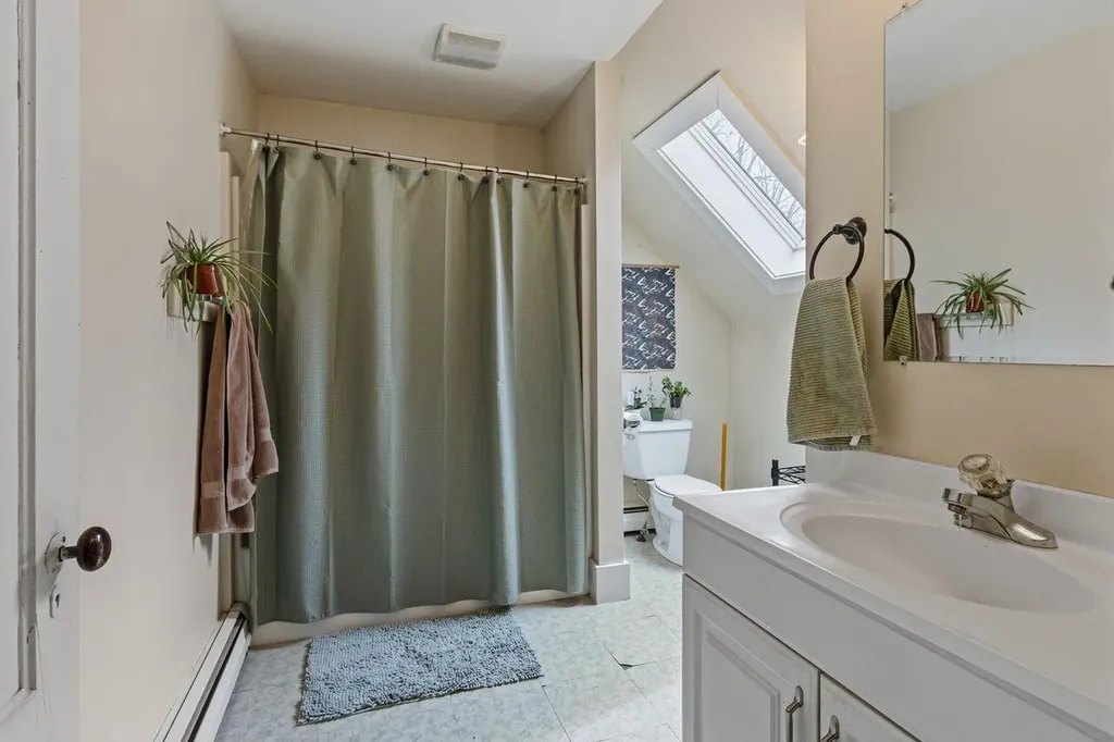438-440 St. John Street Portland ME 04102