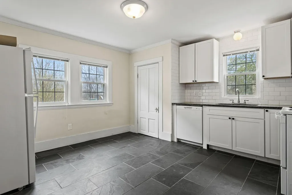 438-440 St. John Street Portland ME 04102