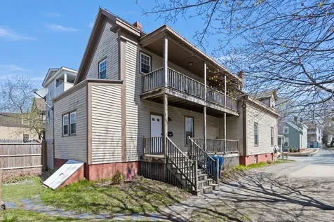 438-440 St. John Street Portland ME 04102