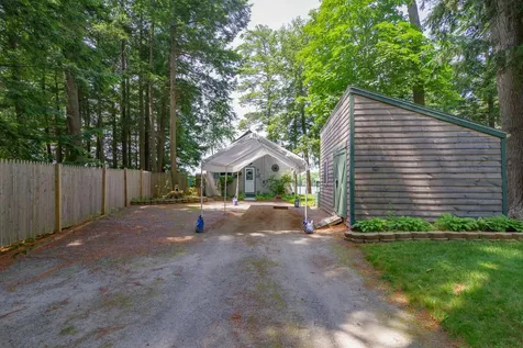 130 Williamson Road Manchester ME 04351