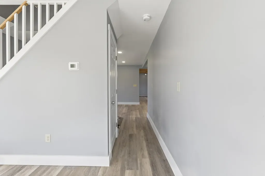 222 River Road Richmond ME 04357