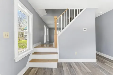 222 River Road Richmond ME 04357