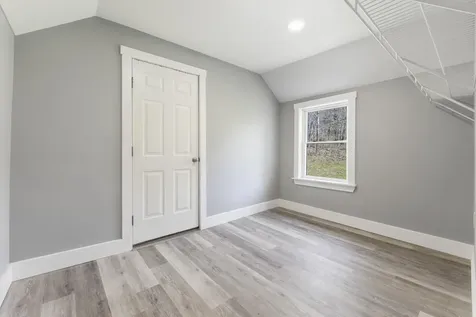 222 River Road Richmond ME 04357