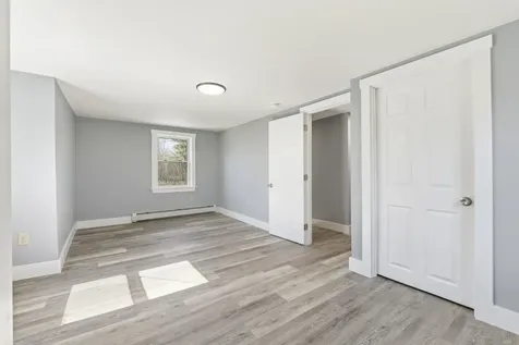 222 River Road Richmond ME 04357