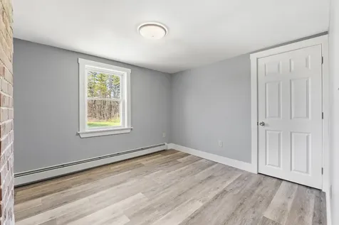 222 River Road Richmond ME 04357