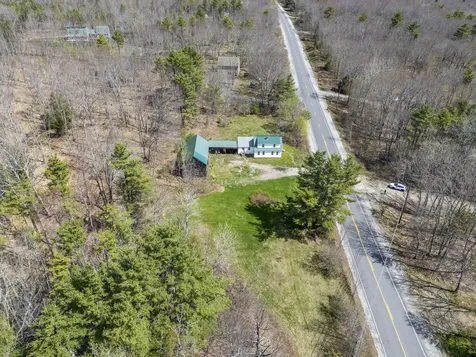 222 River Road Richmond ME 04357