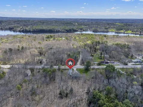 222 River Road Richmond ME 04357