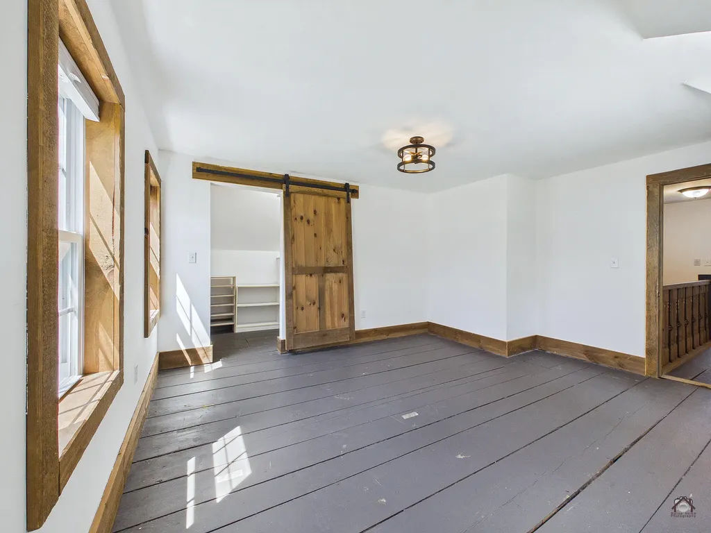 990 Pond Road Sidney ME 04330