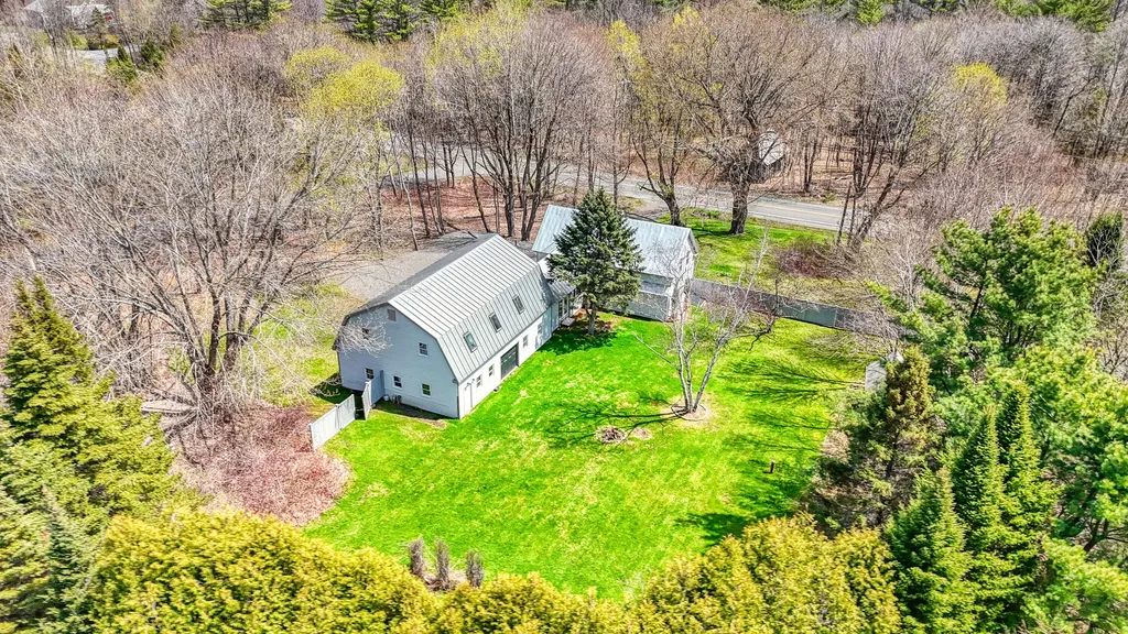 990 Pond Road Sidney ME 04330