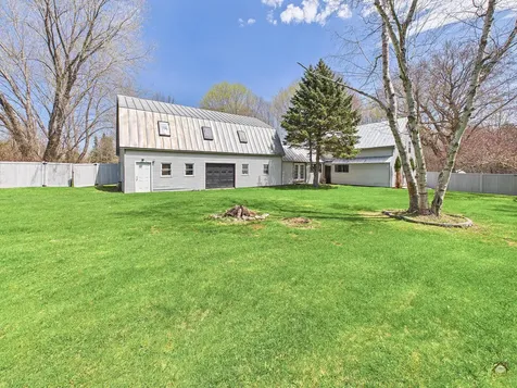 990 Pond Road Sidney ME 04330