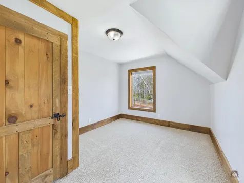 990 Pond Road Sidney ME 04330