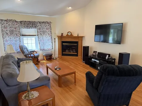 51 Riverside Drive Alfred ME 04002