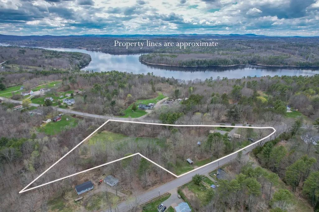 1571 River Road Bucksport ME 04416