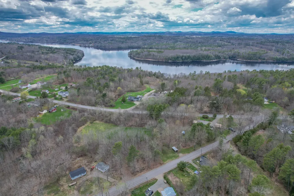 1571 River Road Bucksport ME 04416