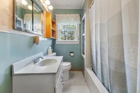 1571 River Road Bucksport ME 04416