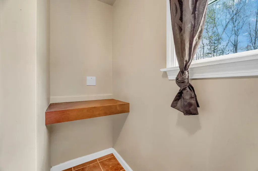 30 Hilliard Street Old Town ME 04468