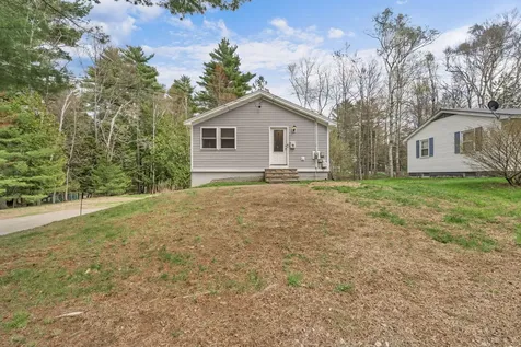 30 Hilliard Street Old Town ME 04468