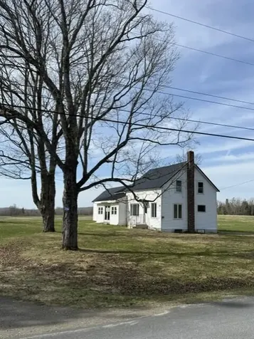206 E Plantation Road Blaine ME 04734