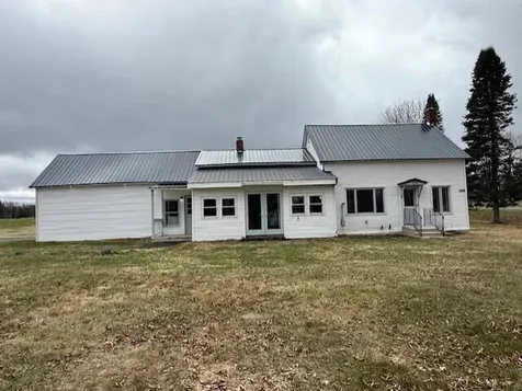206 E Plantation Road Blaine ME 04734