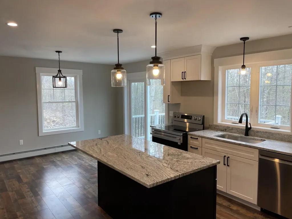 201 Dunton Road Naples ME 04055