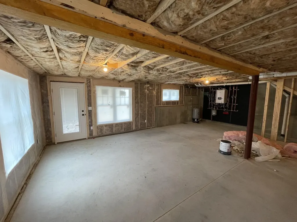 201 Dunton Road Naples ME 04055