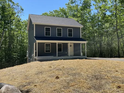 201 Dunton Road Naples ME 04055