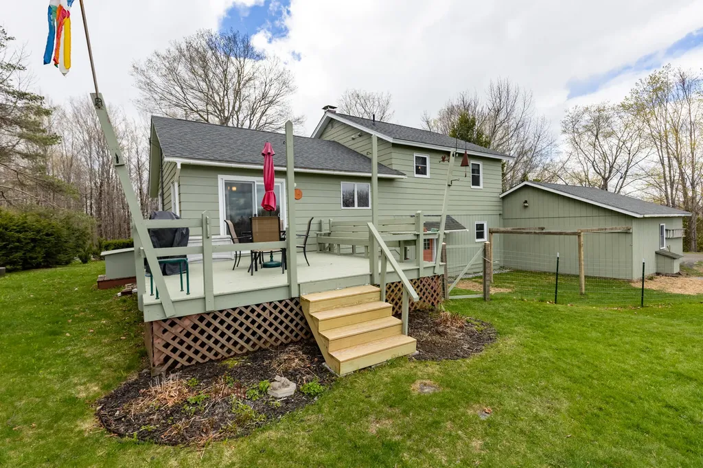 85 Norton Hill Road Dover-foxcroft ME 04426