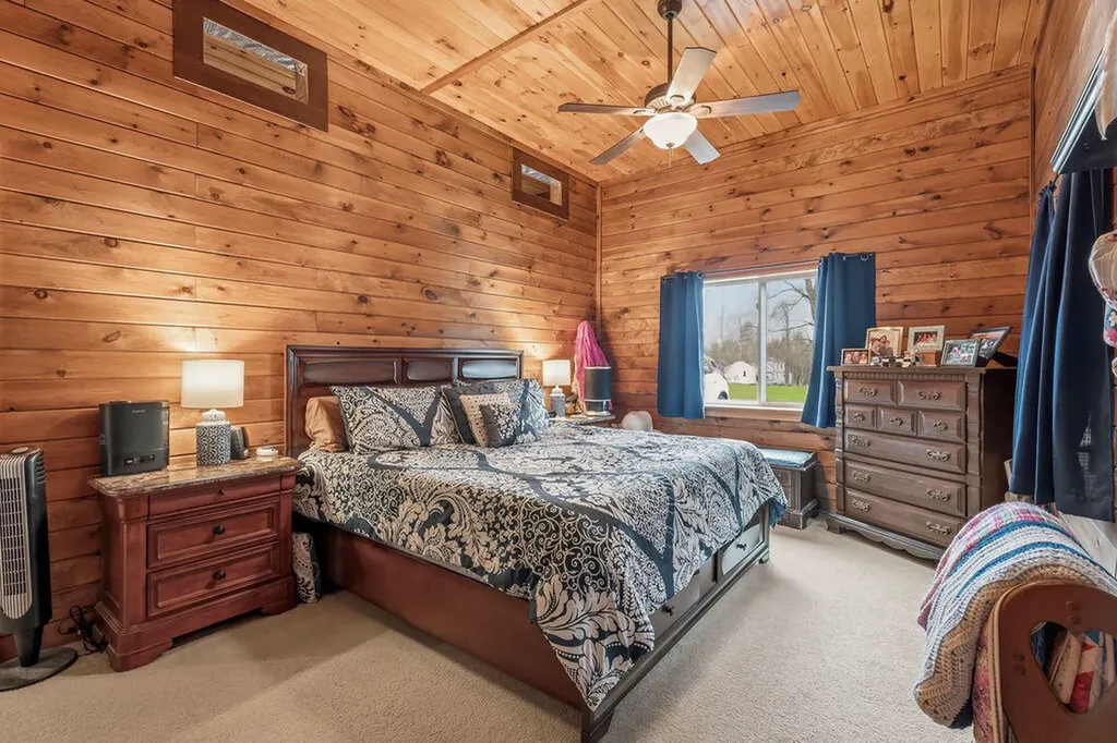 12 Merryman Road Glenburn ME 04401