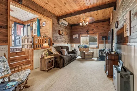 12 Merryman Road Glenburn ME 04401