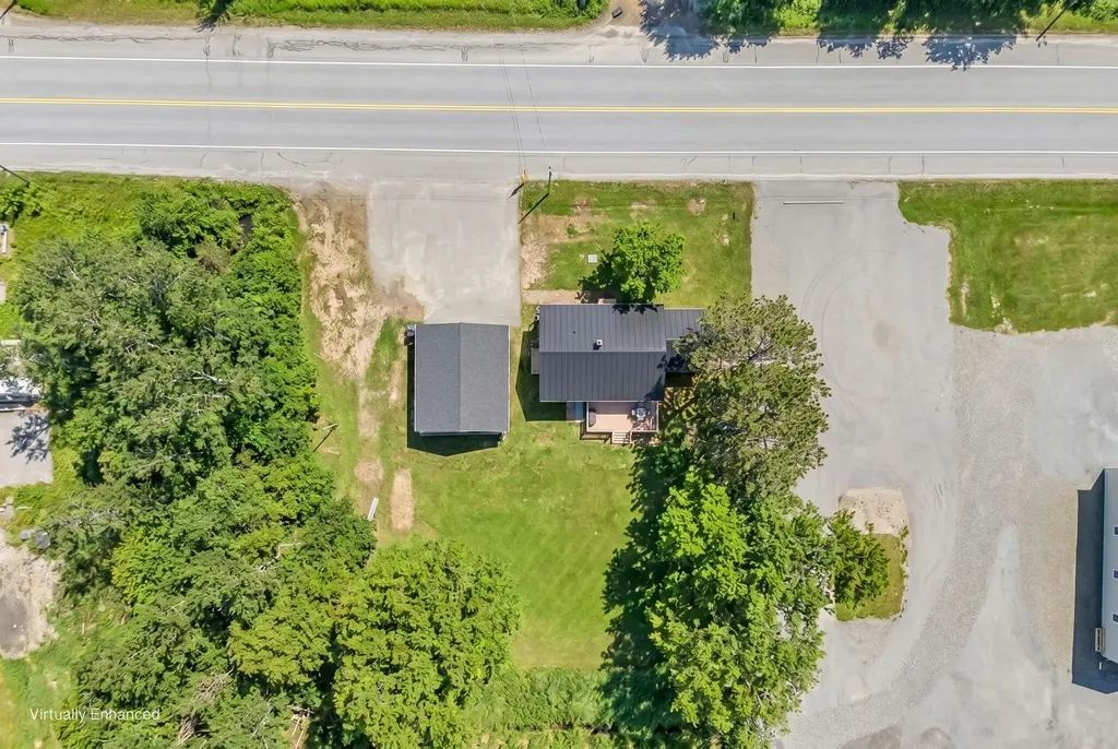 3237 Broadway Glenburn ME 04401