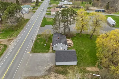 3237 Broadway Glenburn ME 04401
