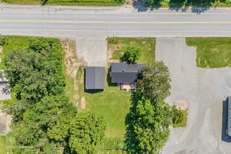 3237 Broadway Glenburn ME 04401