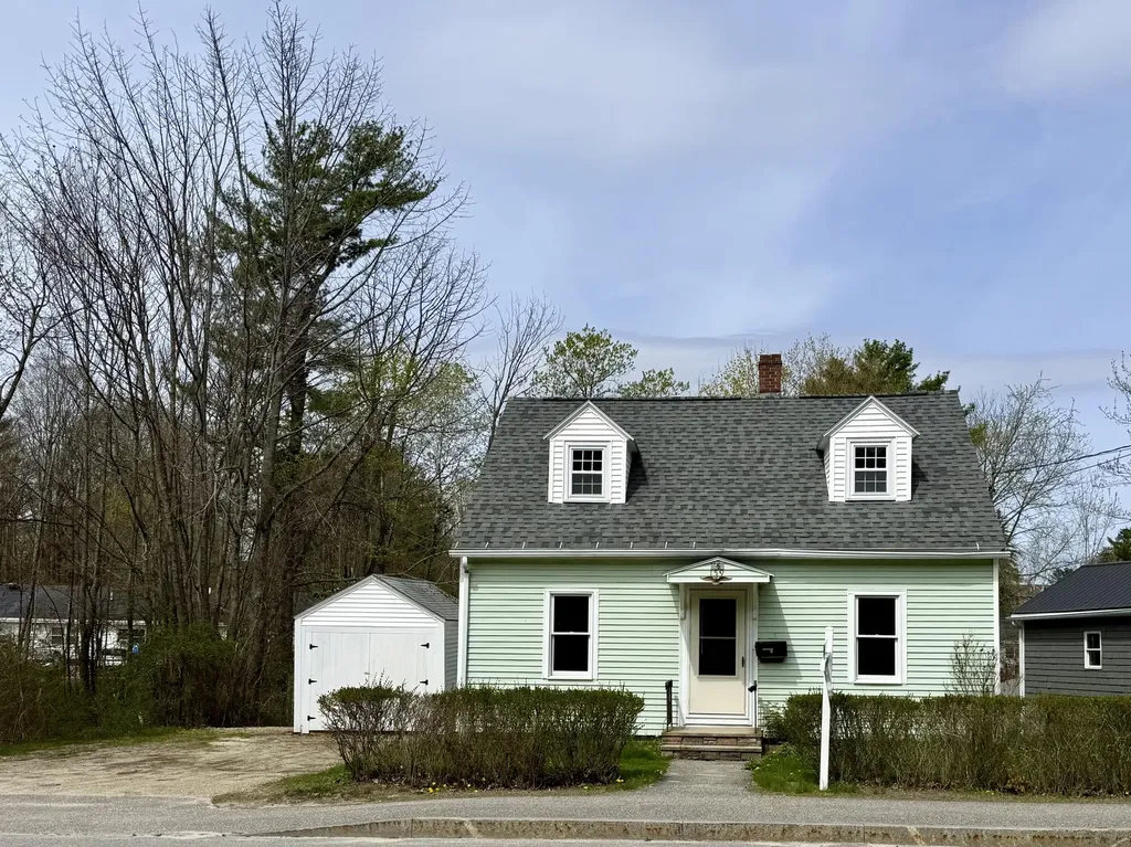 159 S Main Street Auburn ME 04210