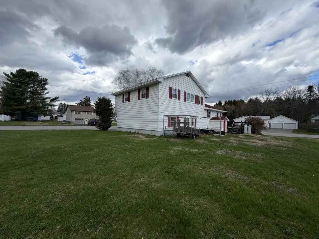 43 Elm Street East Millinocket ME 04430