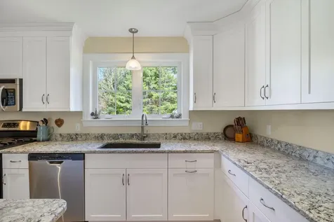 10 Lexington Drive Kennebunk ME 04043