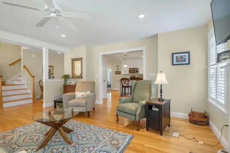 10 Lexington Drive Kennebunk ME 04043