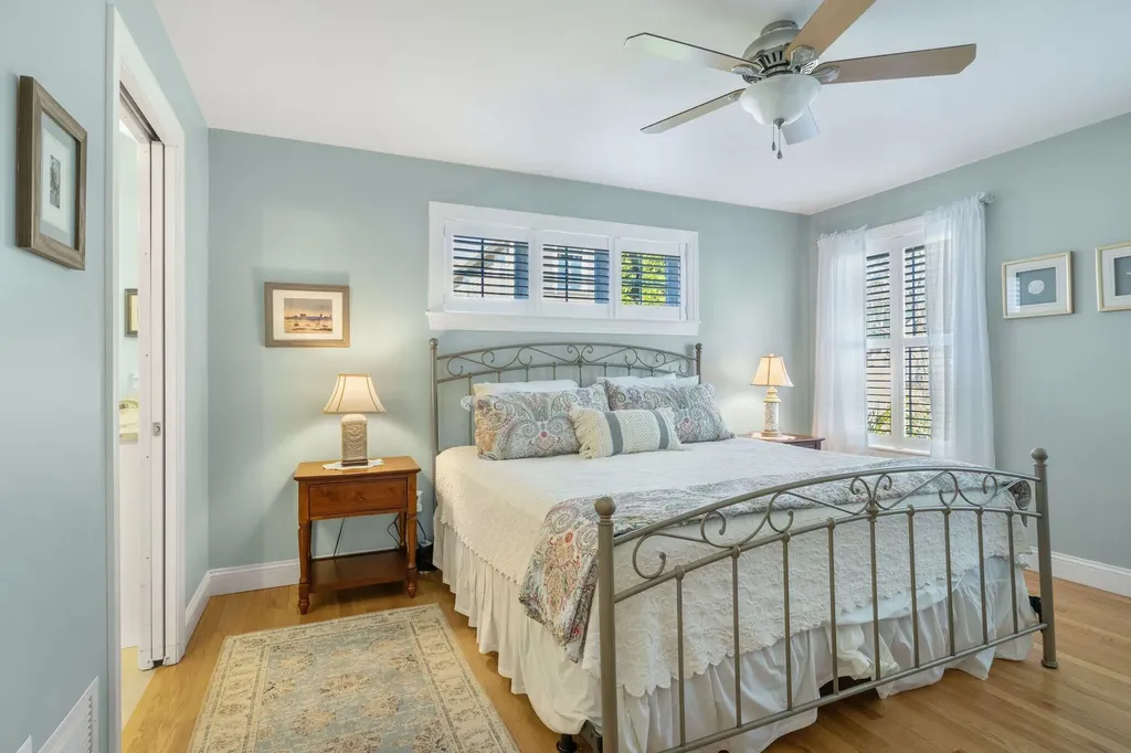 10 Lexington Drive Kennebunk ME 04043